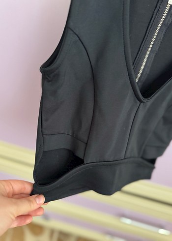 Siyah V Yaka Fermuarlı Mini Bustiyer - Görsel 2