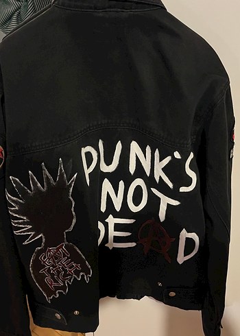 Siyah Nakışlı Rock Punk Kadın Kot Ceket