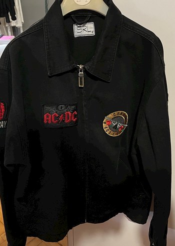 Siyah Nakışlı Rock Punk Kadın Kot Ceket