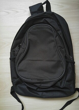 Geniş sırt çantası okul çantası 