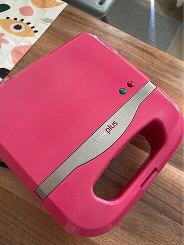 Tost makinesi