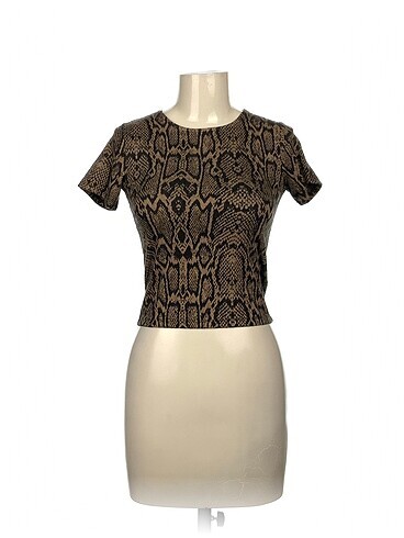 PreLoved T-shirt %70 İndirimli.