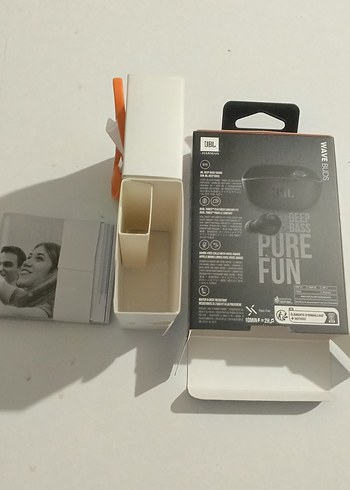 JBL kulaklık boş kutusu - Görsel 3