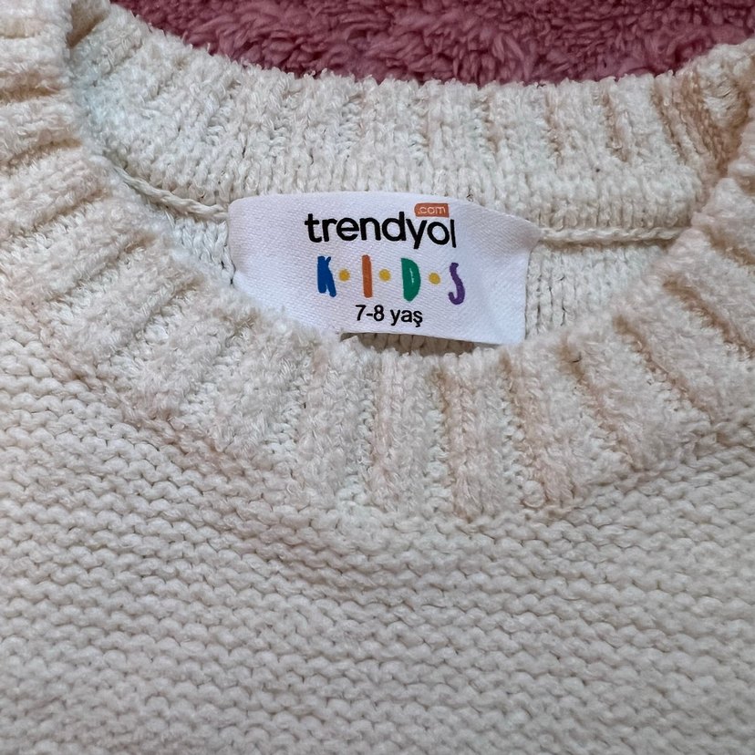 Beyaz Fırfırlı Bohem çocuk Kazak - Görsel 3