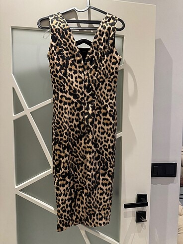 Leopar desenli elbise