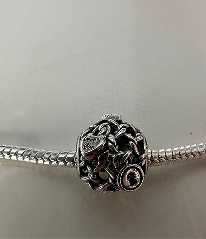Kilit kafes charm