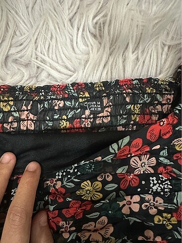 m Beden Cicekli Crop