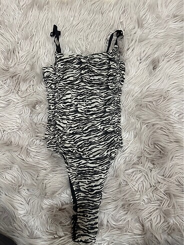 Stradivarius zebra body