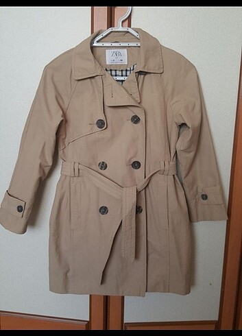 Zara trençkot 8 yaş
