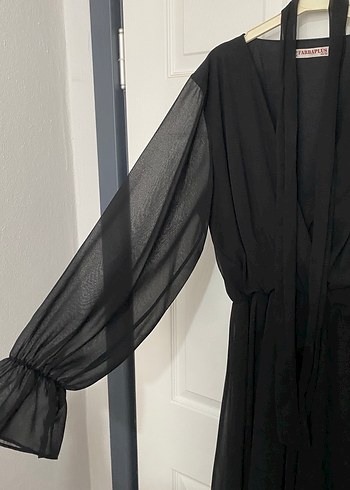 Siyah V Yakalı Uzun Kollu Midi Elbise - Görsel 2