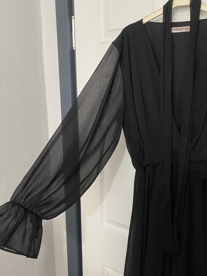 Siyah V Yakalı Uzun Kollu Midi Elbise - Görsel 2