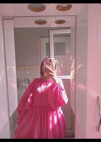 Pembe Nakışlı Uzun Transparan Elbise