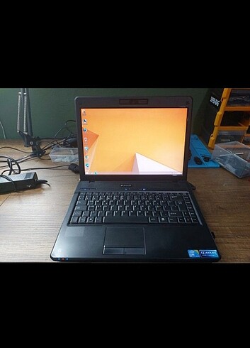 Beden ARÇELİK LAPTOP