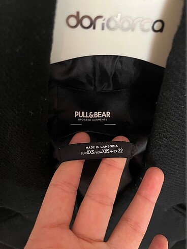 Pull and Bear Pull and bear siyah kaban