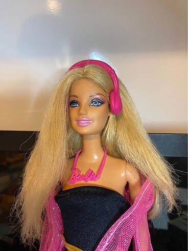 Barbie 2010 Model