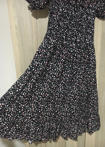 36 Beden Kısa Kollu, Fırfırlı Uzun Günlük Elbise