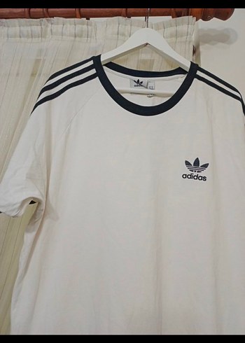 xl Beden Adidas Erkek Beyaz Kısa Kollu Tişört