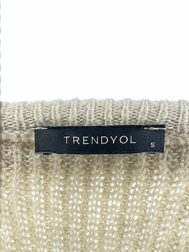 s Beden ten rengi Renk Trendyol & Milla Kazak / Triko %70 İndirimli.