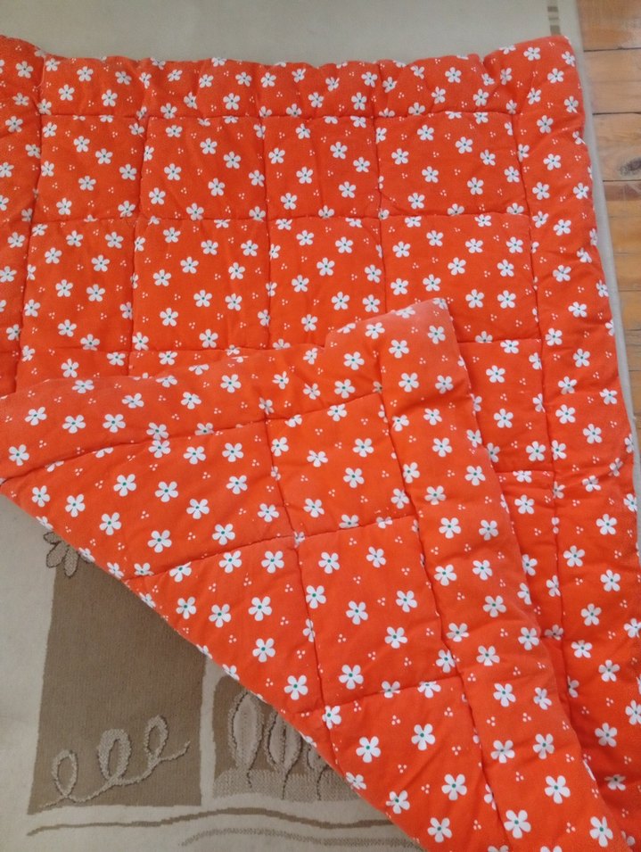 Çiçek Desenli turuncu Çocuk yorgan - Görsel 2