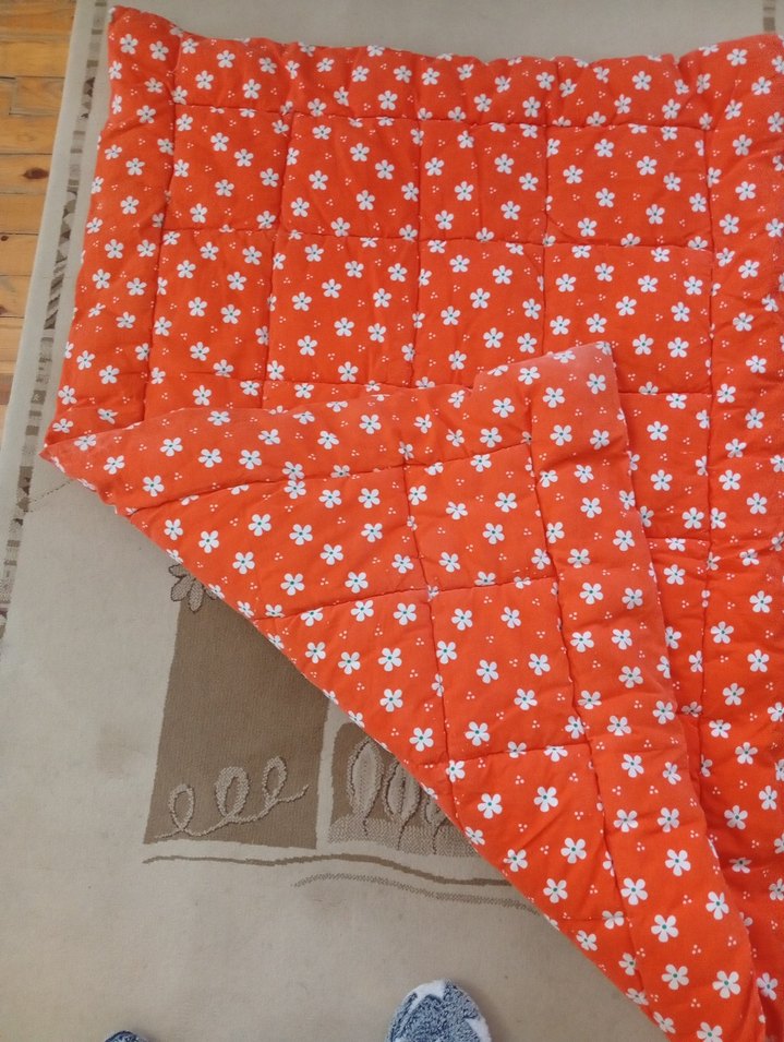 Çiçek Desenli turuncu Çocuk yorgan - Görsel 3