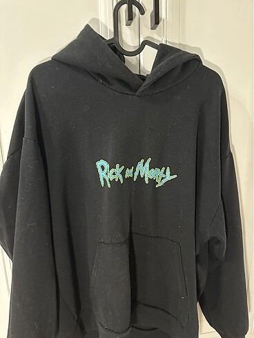 BERSHKA RİCK AND MORTY SWEATSHIRT
