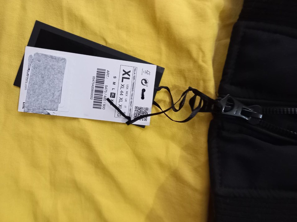 Zara Düğmeli Kapüşonlu Siyah Erkek Mont - Görsel 4