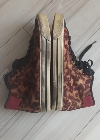 Zara Kahverengi Leopar Desenli  erkek comverse tarzı ayakkabı - Görsel 3