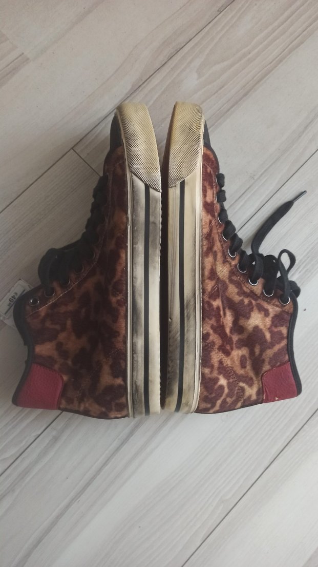 Zara Kahverengi Leopar Desenli  erkek comverse tarzı ayakkabı - Görsel 3