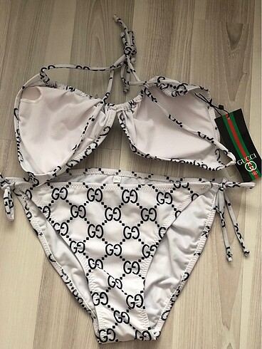 Bayan bikini