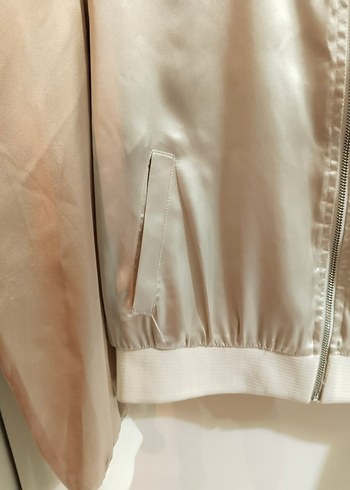 Bej Parlak Saten Fermuarlı Kadın Ceket - Görsel 2