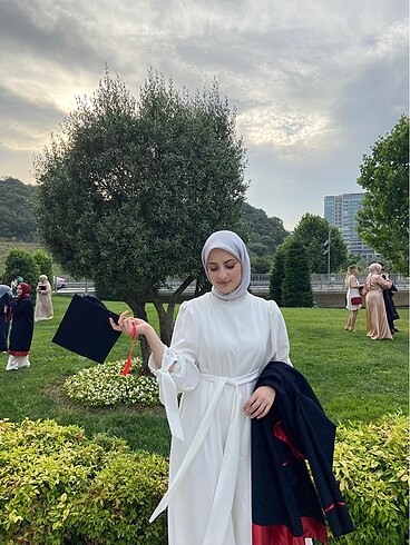 Tertemiz beyaz nikah tulumu tesettür abiye
