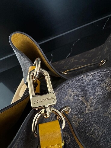  Beden kahverengi Renk Louis Vuitton