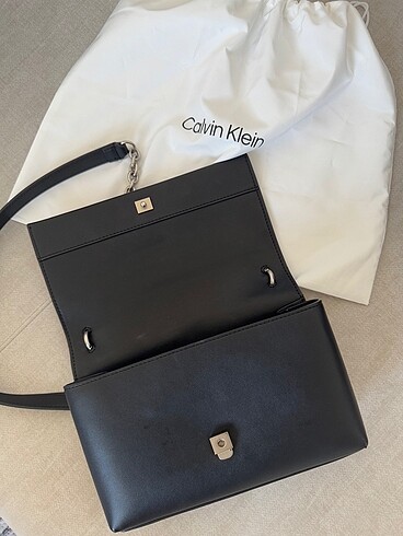 Beden Calvin klein çanta