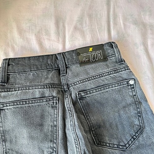 27 Beden Mavi jean