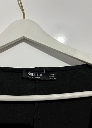 Bershka Siyah Kısa Tulum V Yaka - Görsel 3