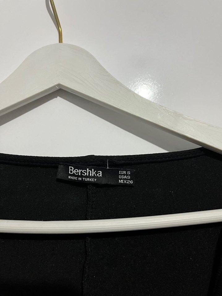 Bershka Siyah Kısa Tulum V Yaka - Görsel 3