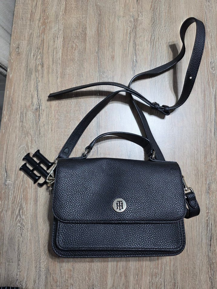 Tommy Hilfiger Kadın Siyah Çapraz Çanta - Görsel 3