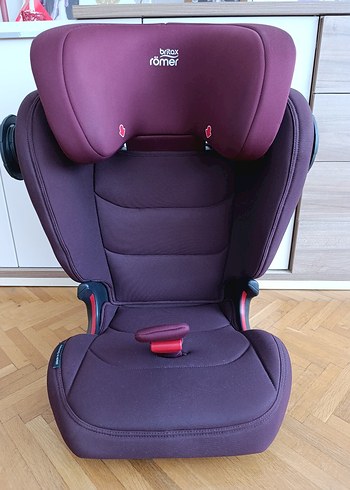 Britax Römer Kidfix III M İsofix Çocuk Oto Koltuğu