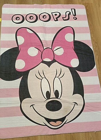 Minnie Mouse Pembe Hali 