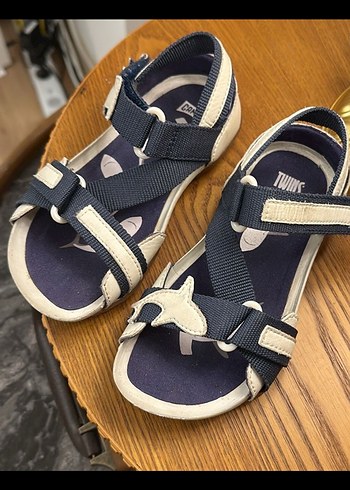 Mavi Erkek Çocuk Tokalı Kaydırmaz Sandalet