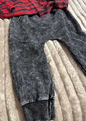 Kapüşonlu Kırmızı Ekoseli Erkek Çocuk Takımı - Görsel 2