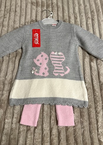 Gri Nakışlı Triko Bebek Kız Takımı Yün taytlı - Görsel 3