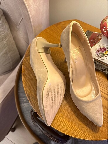 37 Beden Bej Süet Stiletto