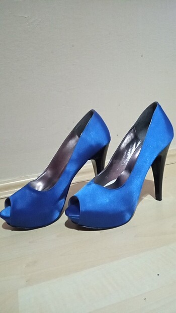 Parlament mavi topuklu ayakkabı 
