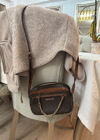 Michael Kors Zincir Detaylı Kahverengi Deri Çanta - Görsel 2