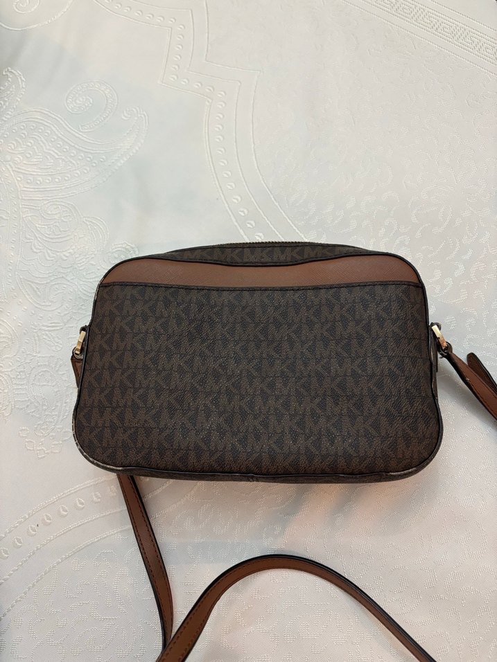 Michael Kors Zincir Detaylı Kahverengi Deri Çanta - Görsel 4