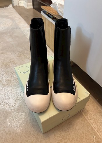 Love moschino bot - Görsel 2