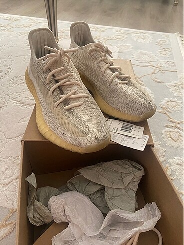 Adidas yeeyz
