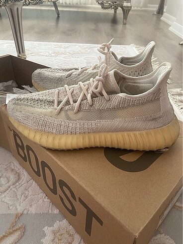 39 Beden ten rengi Renk Adidas yeeyz