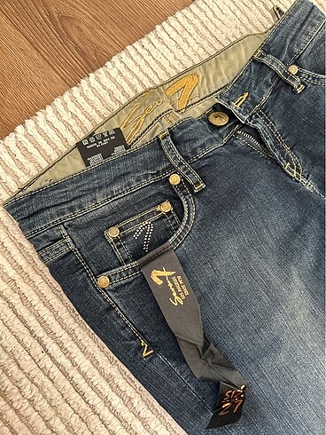 seven vintage kot